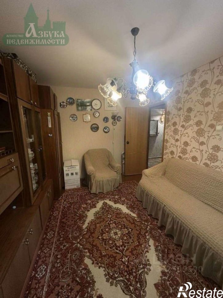 2-комн квартира ул Академика Петрова, 5,  д. 5