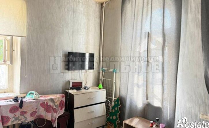 3-комн квартира ул Тенишевой, 21,  д. 21