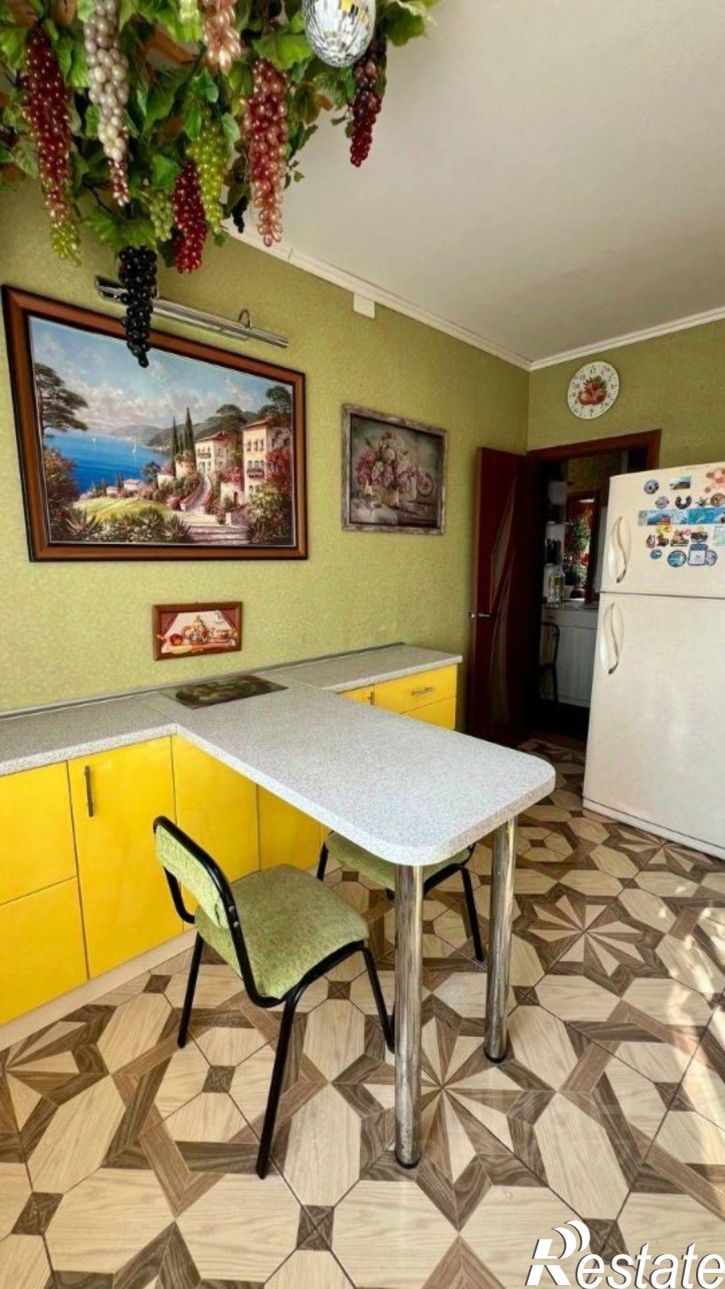 4-комн квартира ул Лавочкина, 54Е,  д. 54Е