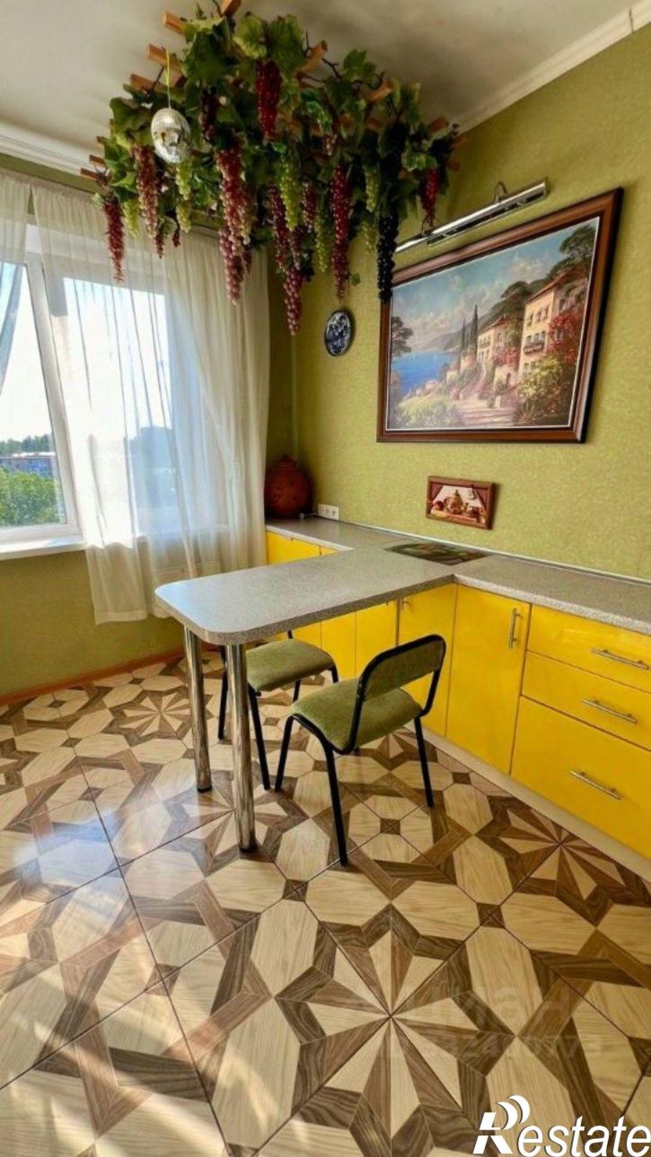4-комн квартира ул Лавочкина, 54Е,  д. 54Е
