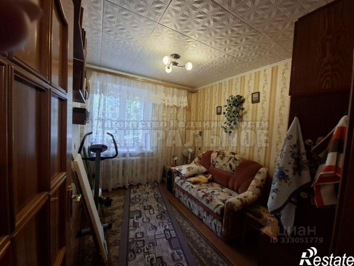 4-комн квартира ул Нахимова, 33,  д. 33