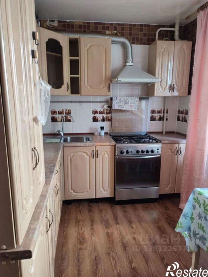 2-комн квартира поселок Королевка, 17,  д. 17