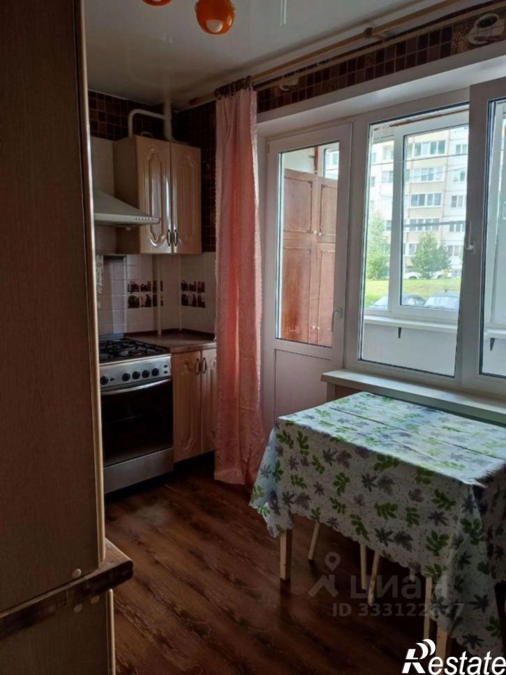 2-комн квартира поселок Королевка, 17,  д. 17