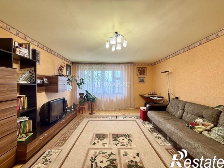 3-комн квартира Заводская улица, 1,  д. 1